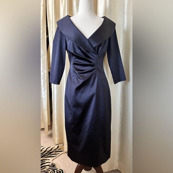 Kay Unger Portrait Black Satin V-Neck Shawl Collared Sheath Evening Dress Size 4 - Picture 5 of 15